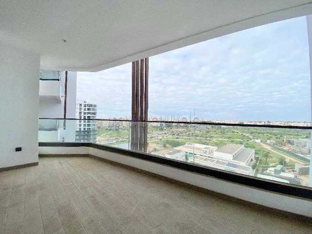 Louez cet appartement à Casablanca Finance City. 3 pièces confortables. Avec ascenseur et espace vert