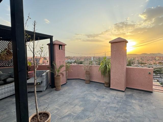 Louez cet appartement à Majorelle. Surface totale 123 m². Bien meublé