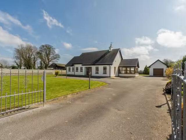 Loughaderra, Midleton, Co. Cork, P25DC56 is for sale