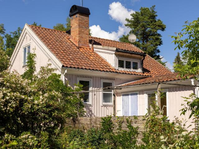 Louis Sparres väg 17