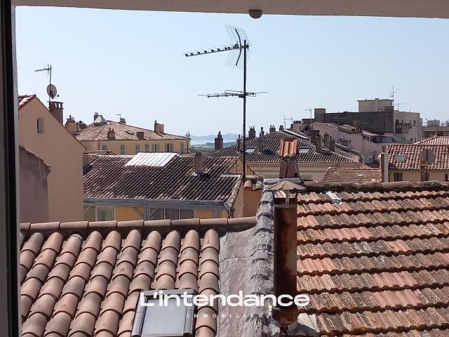 LOUIS STUDIO 22 M2 + MEZZANINE HYERES HISTORIQUE
