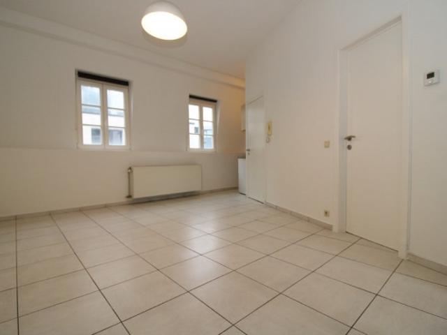 Louise Appart 1ch au 3ème et dernier étage ! Ixelles