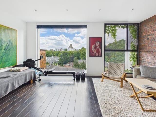 LOUISE LA CAMBRE ABBEY | Exceptional Two Bedroom Penthouse