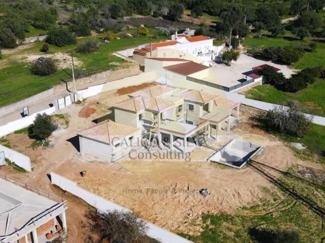 Loulé Algarve 104792508