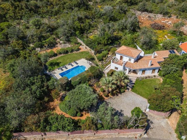 Loulé Elegante moradia de 3 quartos, piscina e vista para o. 190m² Santa Bárbara De Nexe