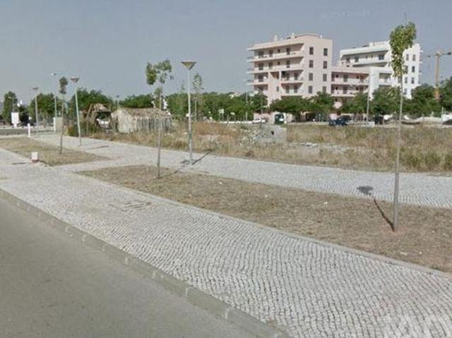 Loule Faro 100786354