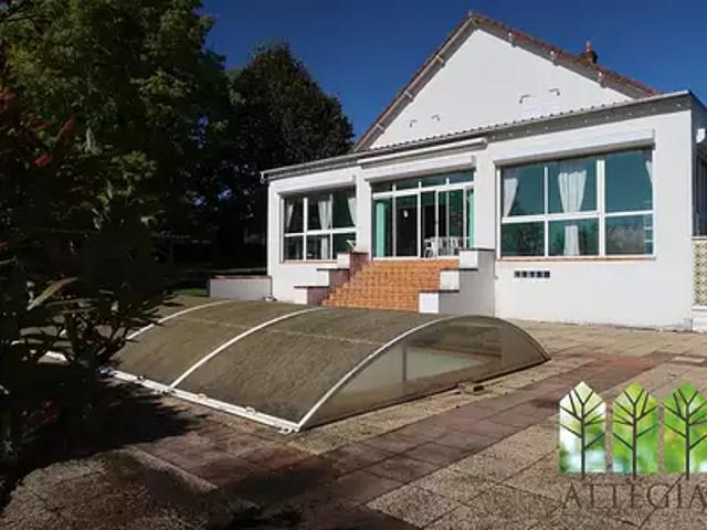 Lourdoueix Saint Pierre 23360 Achat / Vente maison 7 pièces t7 piscine