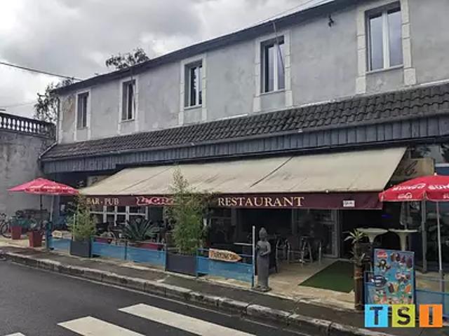 Loures Barousse 65370 Achat / Vente immeuble terrasse