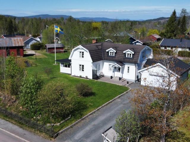 Lövåsvägen 6