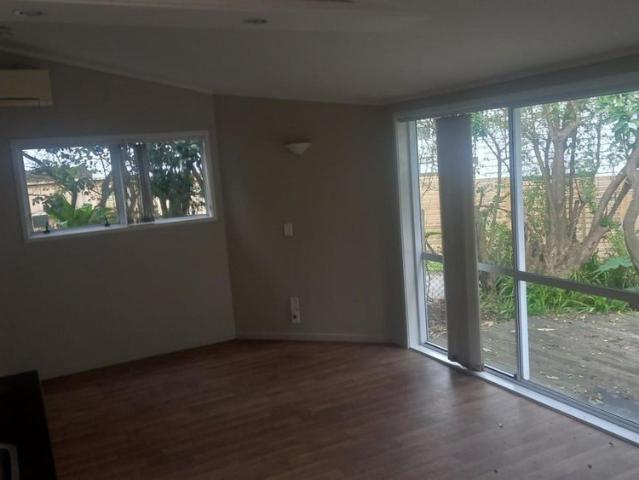 Lovely 2 bedroom unit in the heart of Mt.