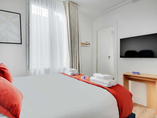 Lovely 35m² Apartment near Sacré Cœur and Montmartre, Paris Amsterdam Apartments for Rent