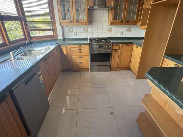 Lovely 5 bedroom family home Remuera