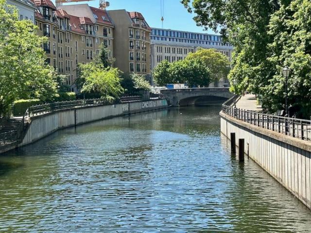 Lovely double bedroom in Mitte