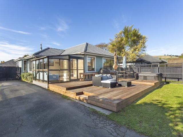 Lovely family home in a great area!