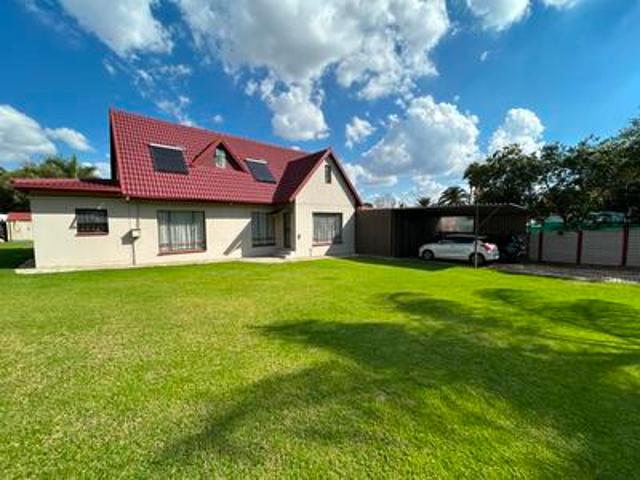 ! lovely family home to rent !