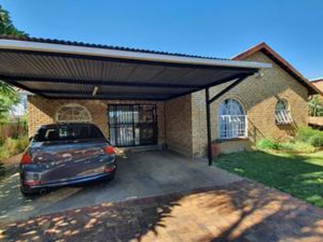 lovely house with plenty of potentia.