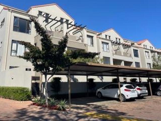 lovely modern 2 bedroom 1 full bathr.