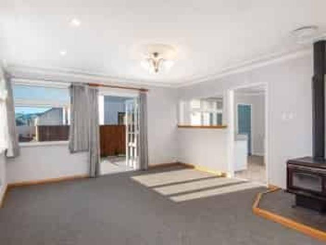 Lovely Mosgiel Family Home