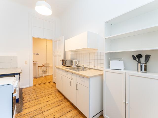 Lovely shared apartment with nice neighbours