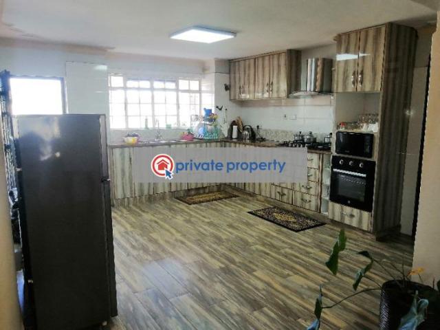 Lovely Six Bedrooms With Dsq