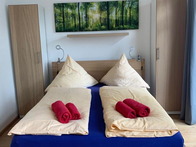 Lovely, pretty studio, Berlin Amsterdam Apartments for Rent