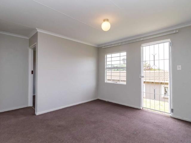 LOVELY THREE BEDROOM TOWNHOUSE