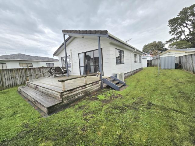 Lovely Three Bedroom Home In Mount Mt Maunganui