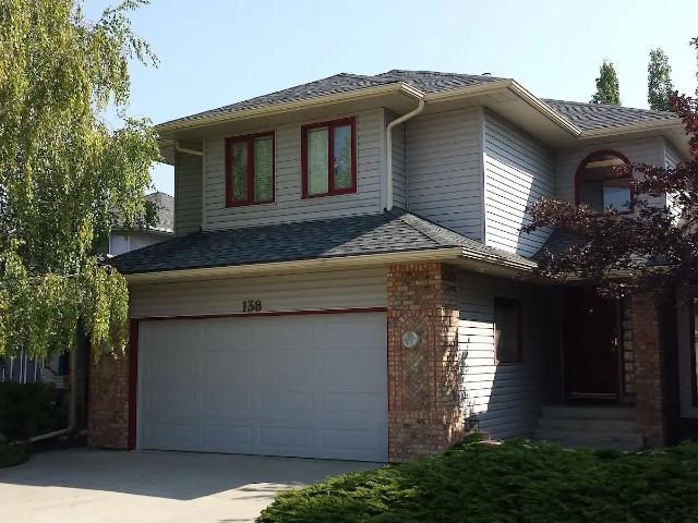 Lovely Two Story Single House with Walkout Basement in Edgemont