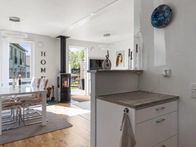 Lövsångarvägen, Åkersberga