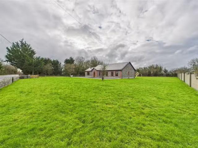 Lowville, Ahascragh, Ballinasloe, Co. Galway, H53 N735