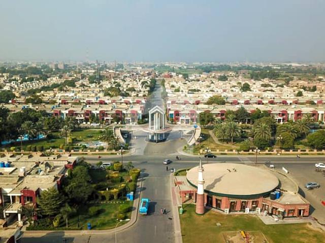 Low cost 10 marla residential plot with all dues paid is available for sale in golfview rasidencia phase 01 block bahria town lahore