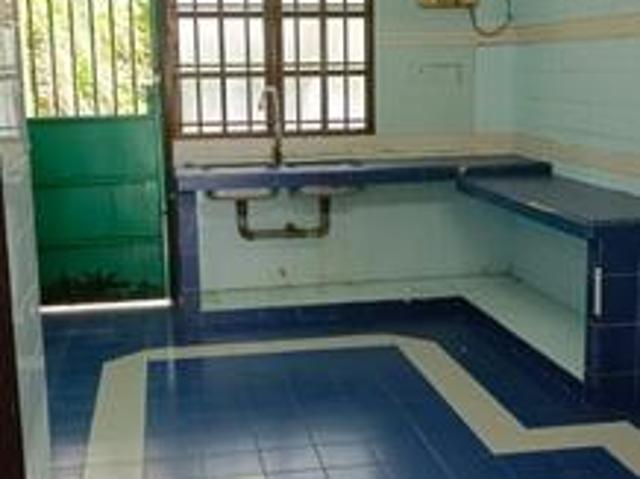 Low Cost 2 Tingkat untuk dijual di Cenderawasih Kuantan