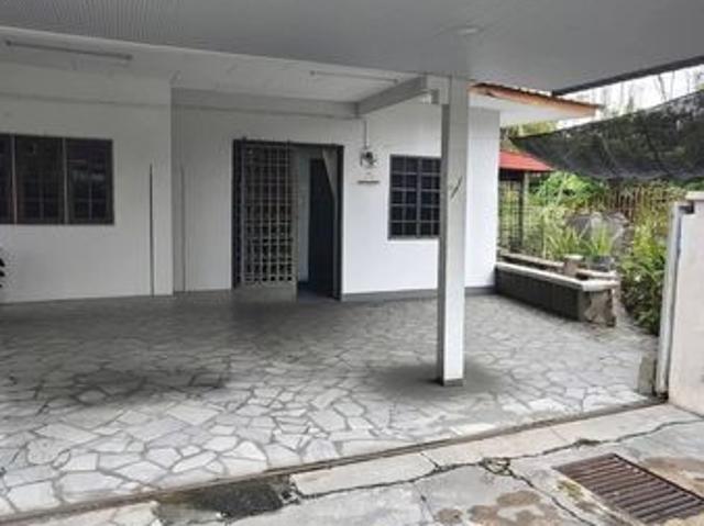 Low Cost Unit Corner Lot Ipoh Below Market Value