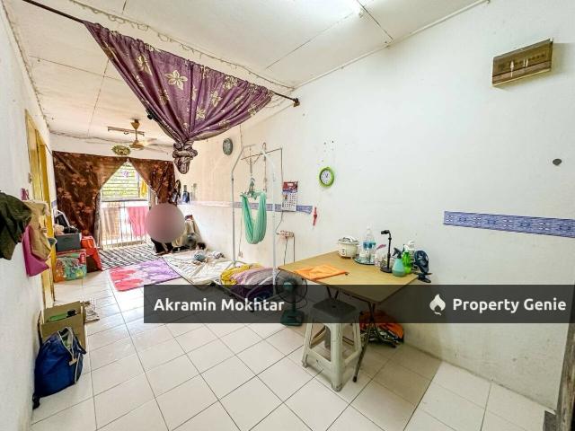 LOW COST VISTA APARTMENT, DAMANSARA DAMAI, PETALING JAYA, SELANGOR