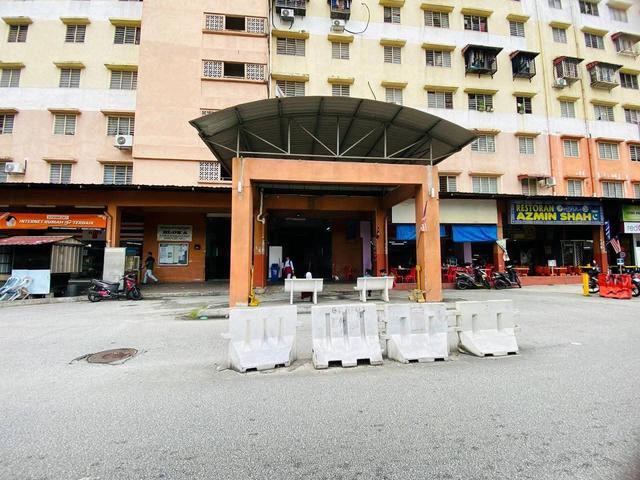Low Cost Apartment Flora Damansara Blok A Damansara Perdana