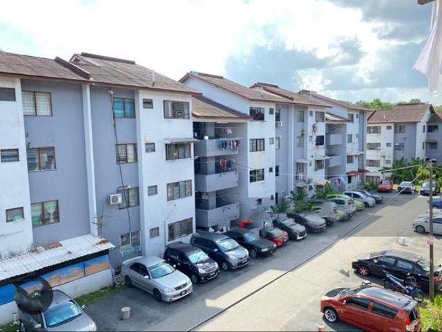 low cost apartment Selesa jaya skudai Johor
