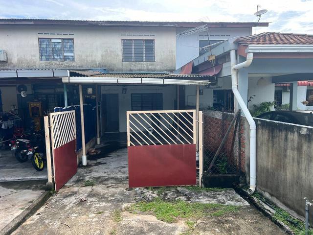 Low Cost Double Storey TAMAN BUKIT BARU SEGAMAT