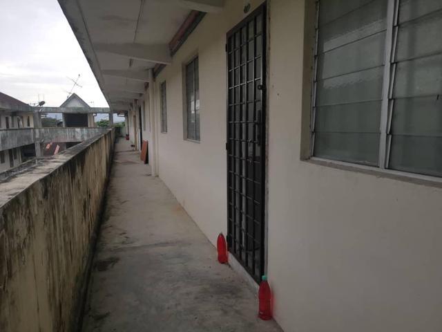 Low Cost Flat Jalan Jasa Taman Mutiara Rini Level 5