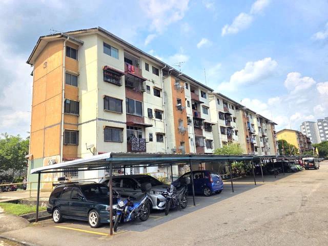 LOW COST Flat PKNS Seksyen 3 Bandar Baru Bangi