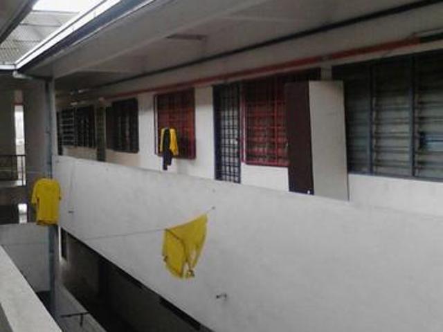 Low Cost Flat Sek 5 Bandar Teknologi Kajang