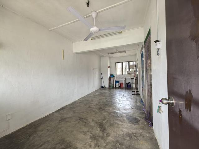 Low cost flat tuta skudai taman ungku tun aminah level 4 full loan