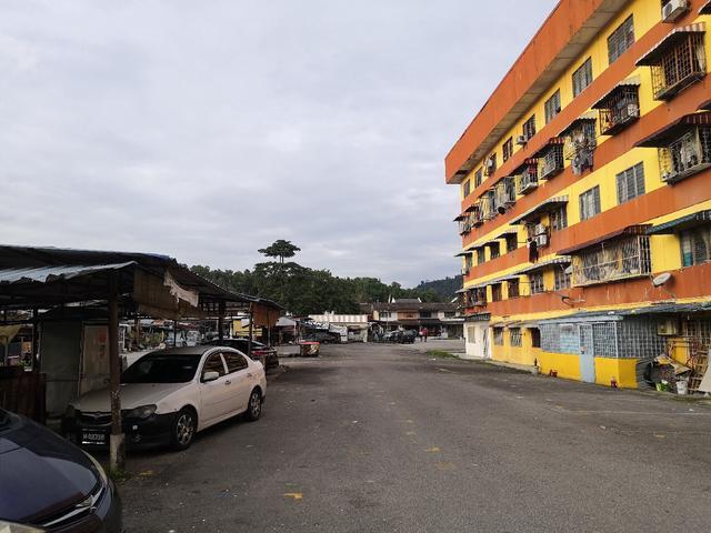 Low Cost Flat Taman Alam Jaya For Sell