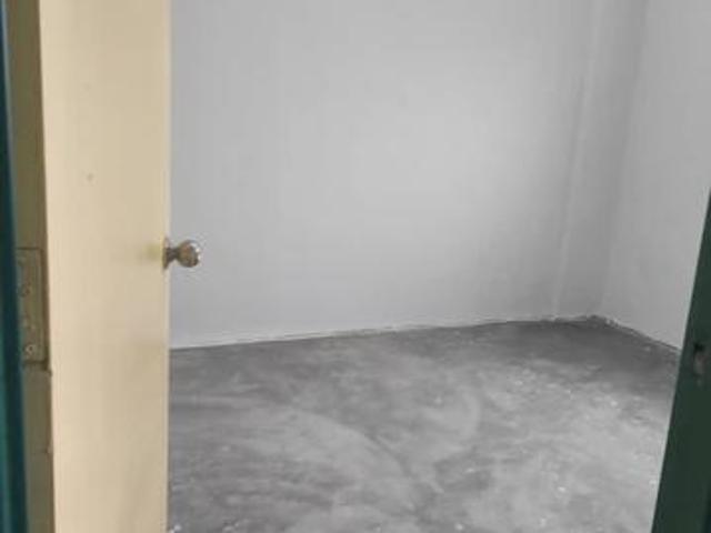 Low Cost Flat Taman Bukit Segar Cheras Near MRT 3 Bedroom