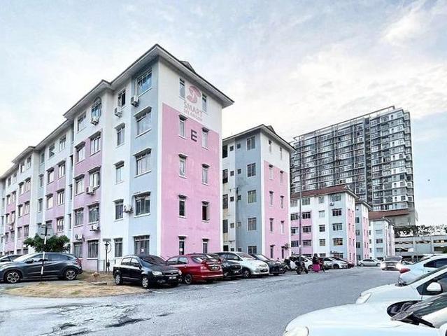 LOW COST Freehold Apartment Megah Villa Kota Warisan Sepang