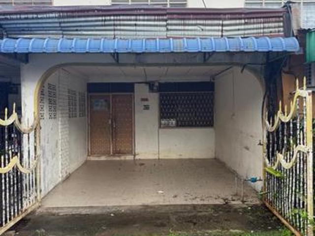 Low CostTeres 2 Tingkat Taman Mat Kilau Jerantut