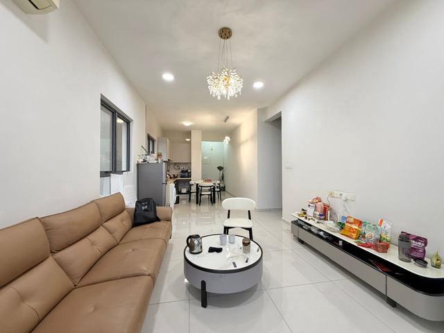 Low Down payment Danga Bay Bay Point Full Renovated High Floor Ciq