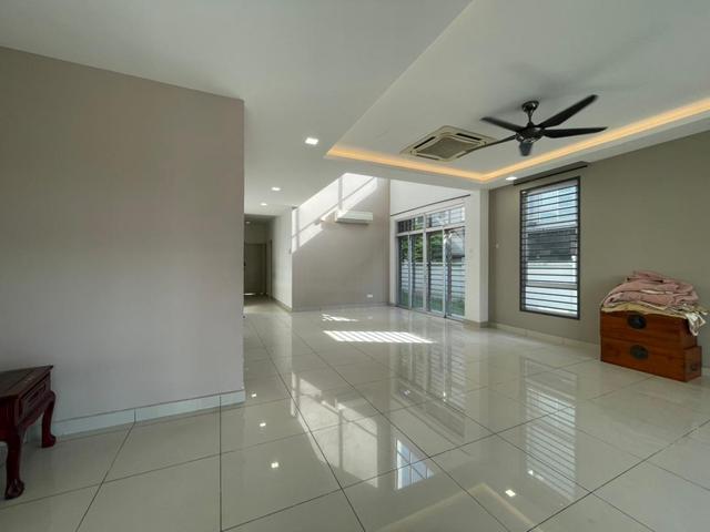 Low Downpayment Gated Sri Pulai Perdana Double Storey Semi D House