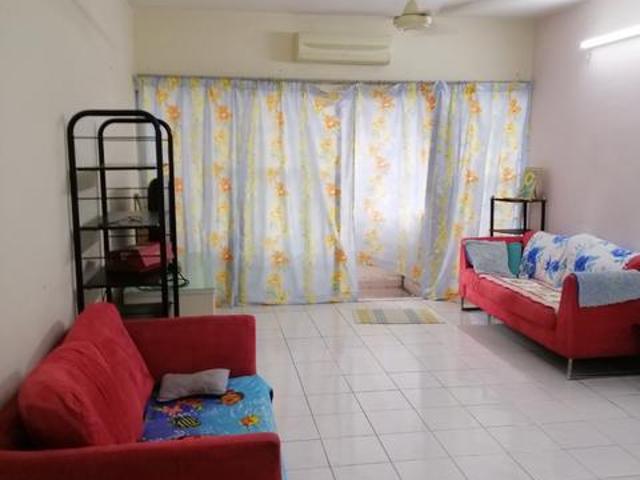 Low Density well maintained Fully furnished unit in Mayang Court PJ