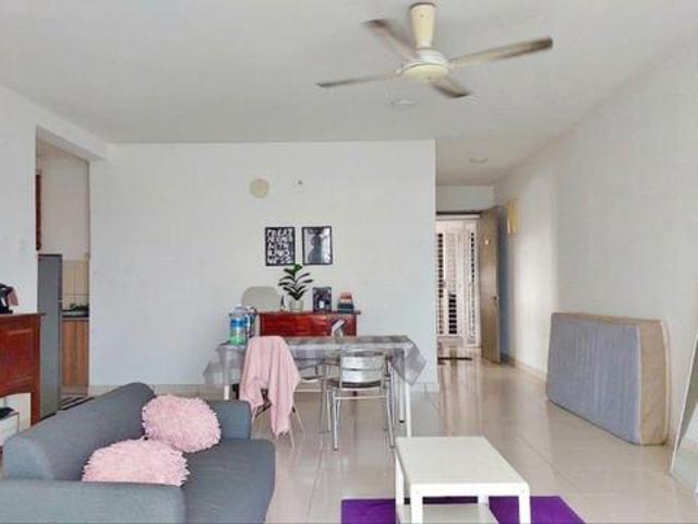 LOW DENSITY FURNISHED Puncak 7 Residences Seksyen 7 Shah Alam