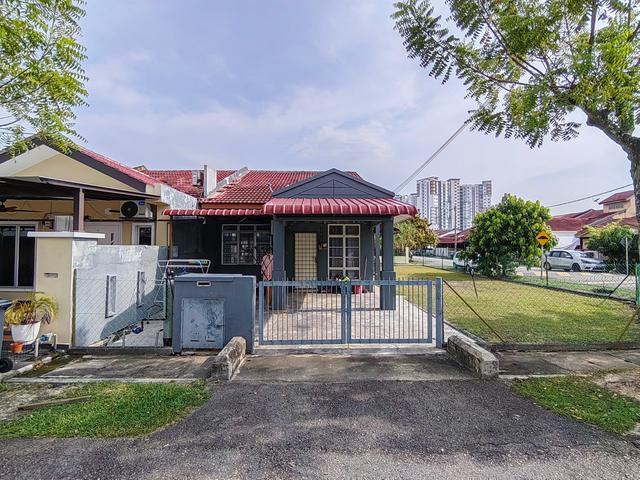 LOW DEPO CORNER LOT 1 Storey Terrace Taman Pinggiran Cyber Cyberjaya